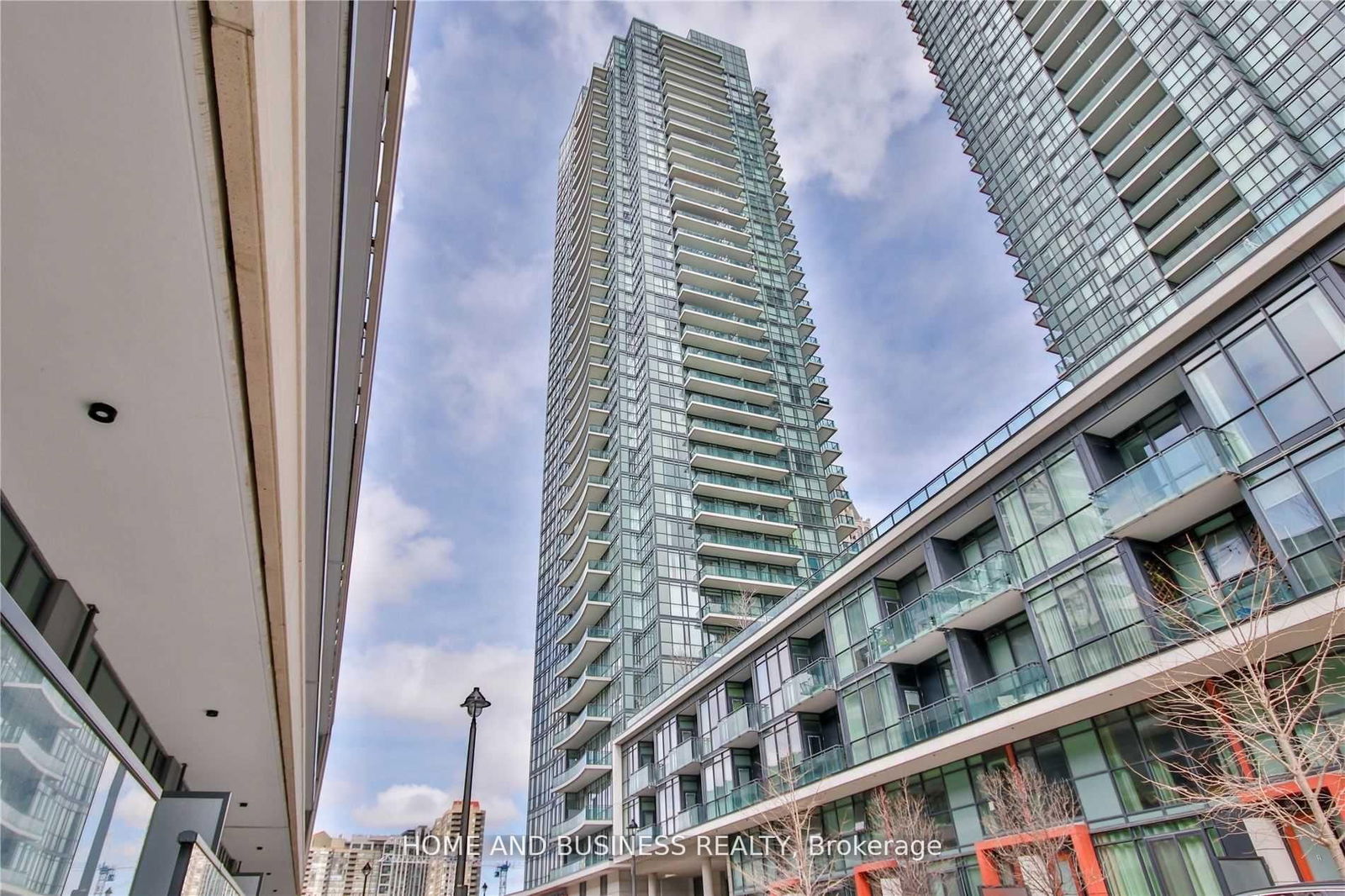 Condo for lease at 1904-4099 Brickstone Mews, Mississauga, Creditview, L5B 0G2 - MLS: W12041739