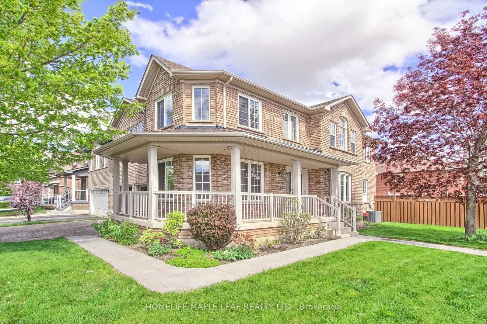 Detached House sold at 43 Leagate Street, Brampton, Fletcher's Meadow, L6H 2A9 - MLS: W12042131