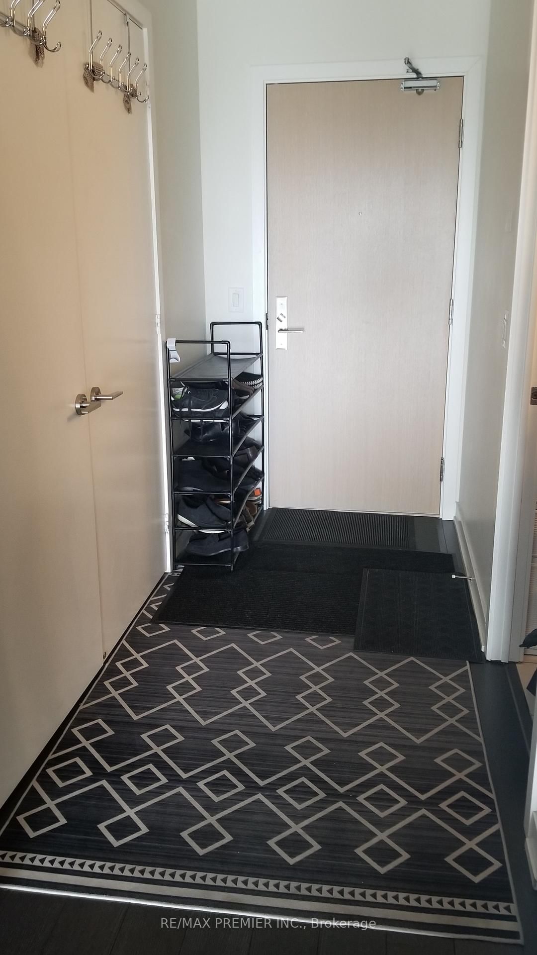 Condo for sale at 302-16 McAdam Avenue, Toronto, Yorkdale-Glen Park, M6A 0B9 - MLS: W12042189