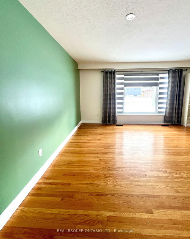 Main - 5285 Woodhaven Court