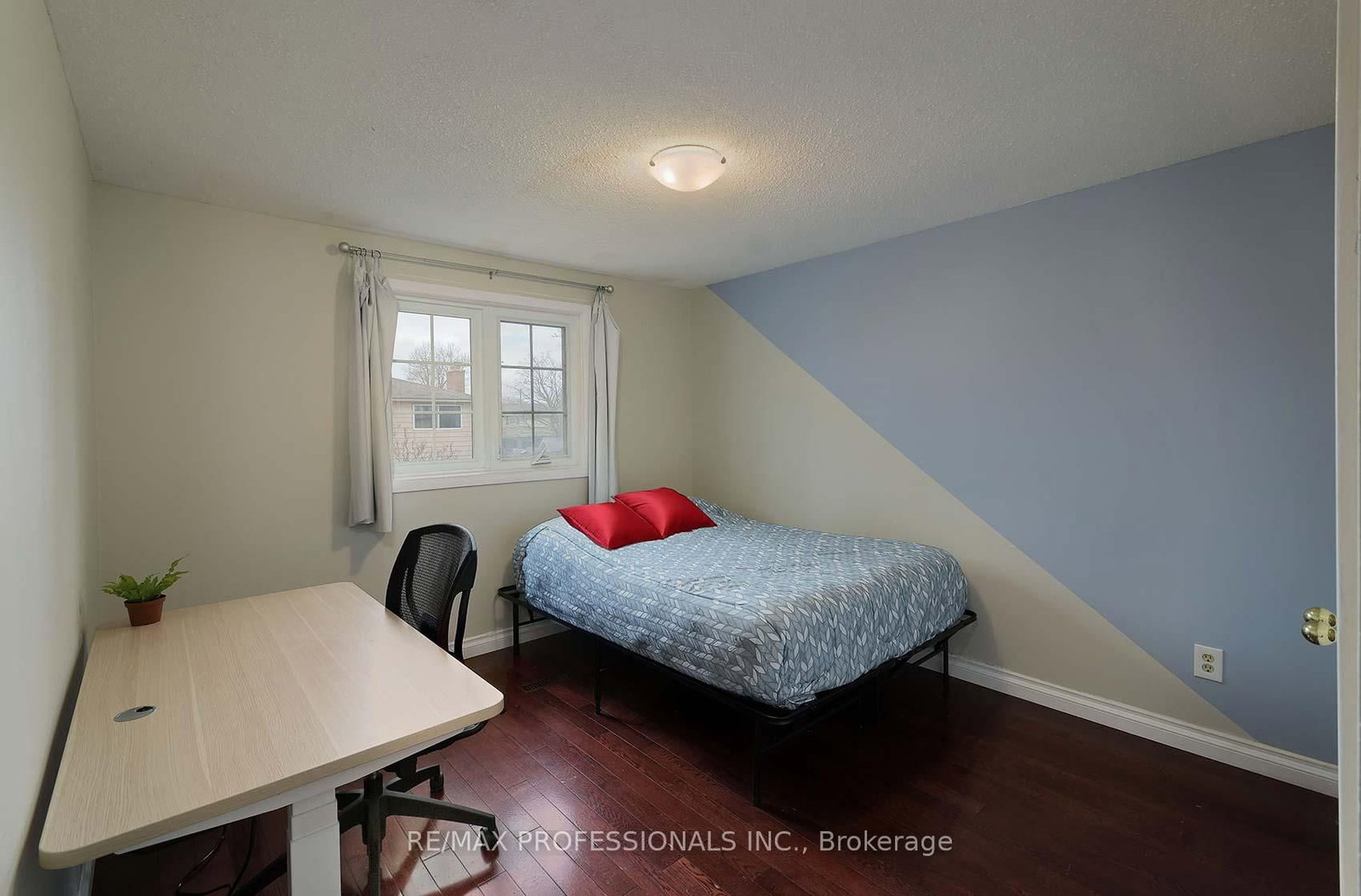 Listing Image 21