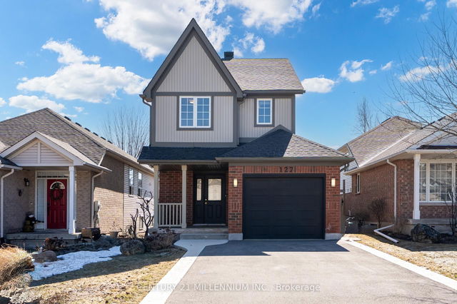 127 Biscayne Crescent