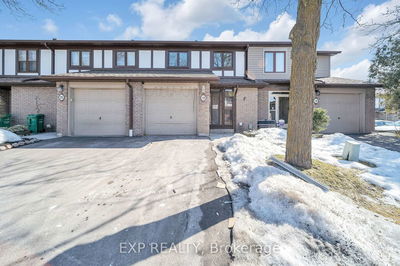 Townhouse for sale at 19 Gatwick Lane, Brampton, Northgate, L6S 2E4 - MLS: W12043696