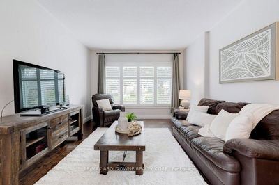 1187 Lambeth Rd, Oakville - Falgarwood image-0-1