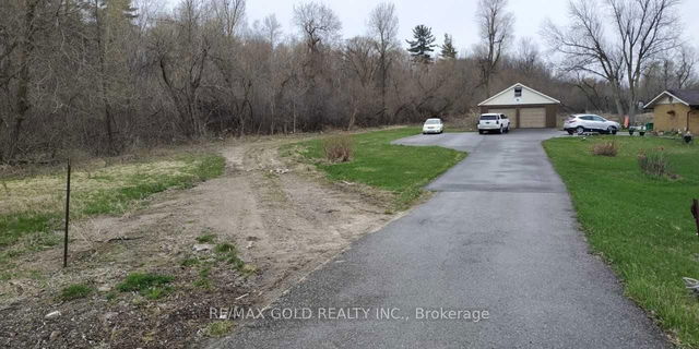 8768 Mississauga Road
