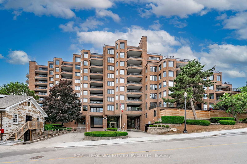 Unit 1104 — 100 Lakeshore Rd, Oakville - OO Old Oakville image-0-0