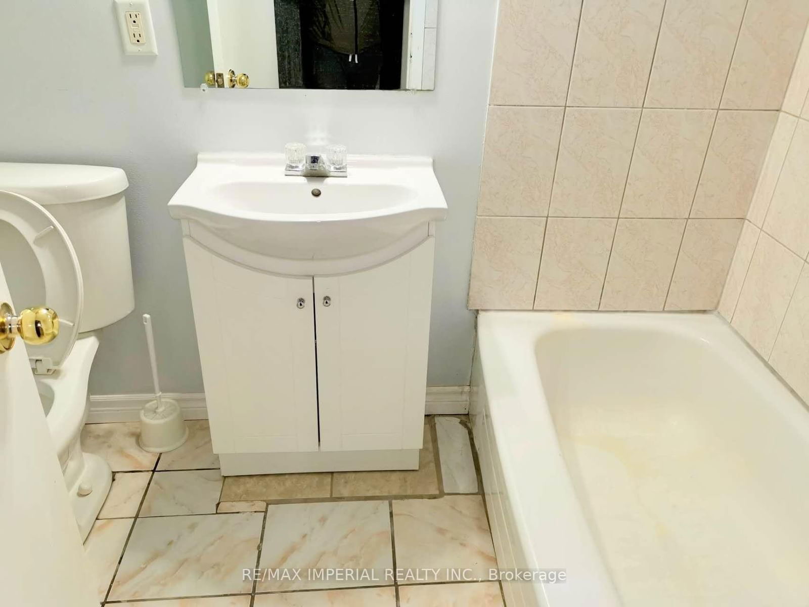 Detached House leased at 7 Nickle Street, Toronto, Mount Dennis, M6M 2H7 - MLS: W12045116