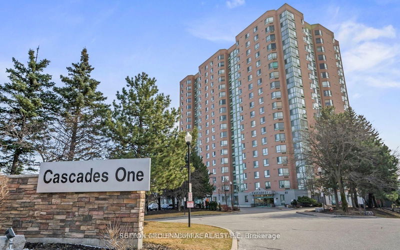 home for lease on 1505-61 Markbrook Lane