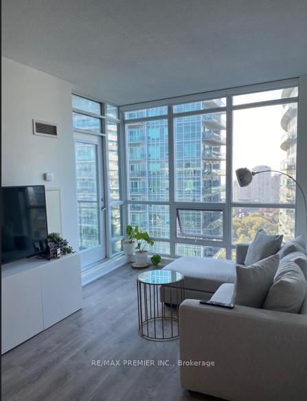 home for lease on PH12-185 Legion Road