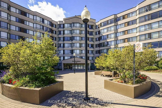 402 - 1001 Cedarglen Gate