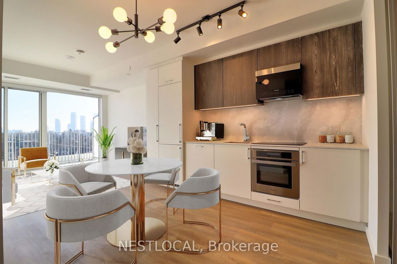 home for lease on 425-689 The Queensway N/A