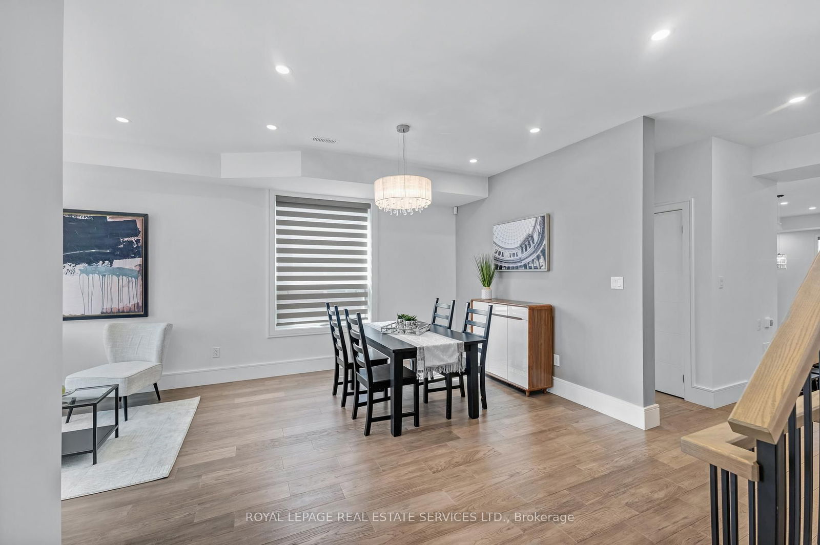 Detached House for sale at 8 Branch Avenue, Toronto, Long Branch, M8W 1M7 - MLS: W12047745