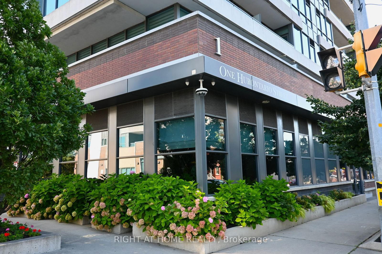 Condo for sale at 315-1 Hurontario Street, Mississauga, Port Credit, L5G 0A3 - MLS: W12049149