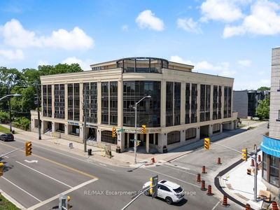 Unit 206 — 205 Lakeshore Rd, Oakville - CO Central
