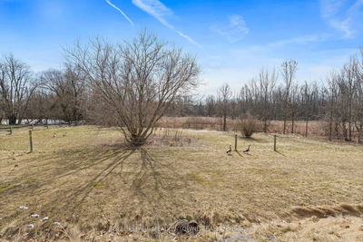 Unit 50 — 28 Kingham Rd, Halton Hills - Acton image-0-1