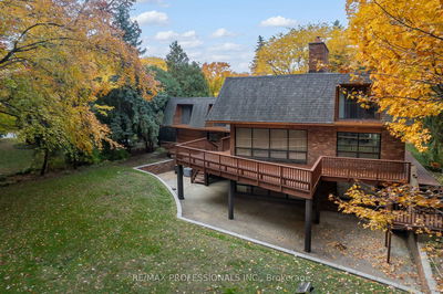 44 Pheasant Lane, Toronto - Princess-Rosethorn image-0-1