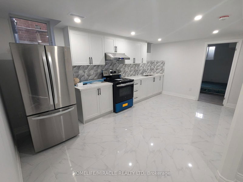 home for lease on 103 Hullrick Drive