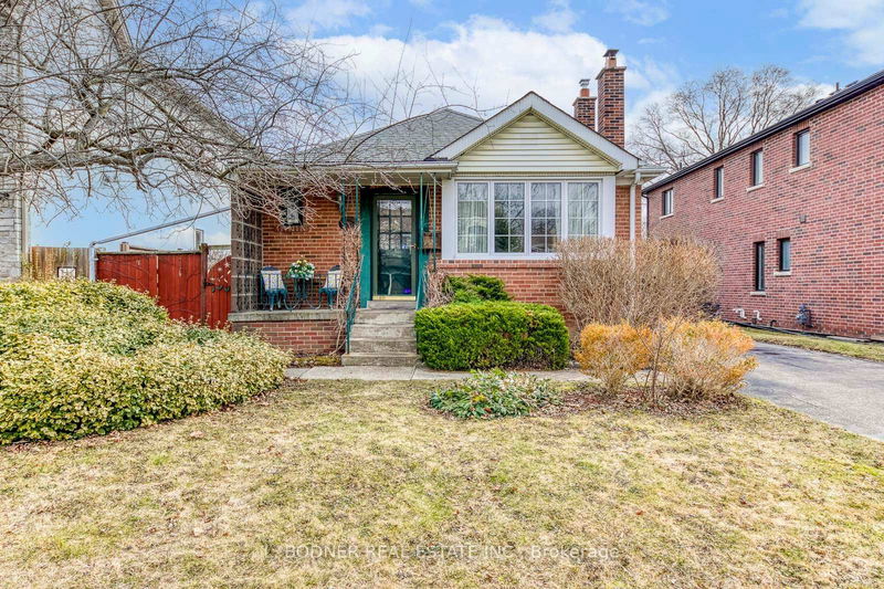 home for sale on 39 Charleston Road