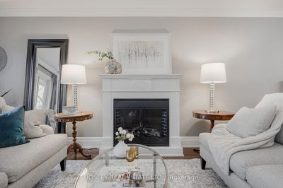Unit 3 — 2098 Marine Dr, Oakville - Bronte image-0-2