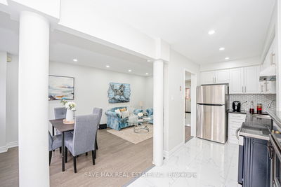 92 Cedarwood Cres, Brampton - Bram West image-0-3