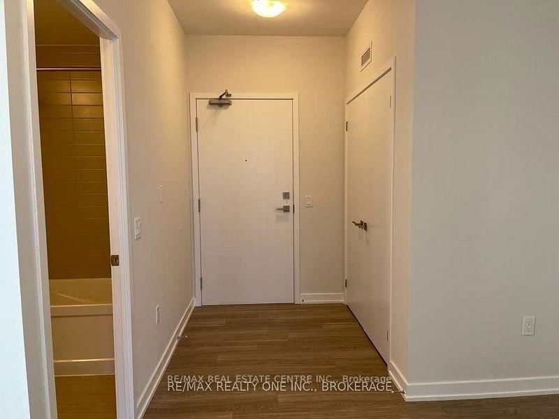 Room2