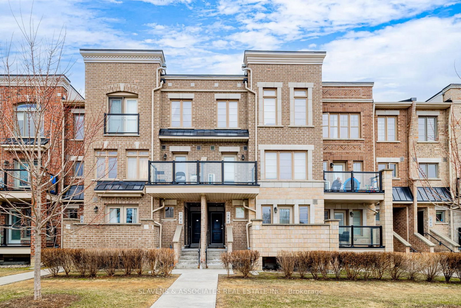 Townhouse leased at 30-2335 Sheppard Avenue, Toronto, Humberlea-Pelmo Park W5, M9M 0E9 - MLS: W12052971