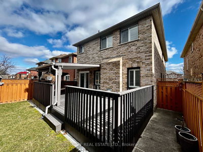 569 Claymeadow Ave, Mississauga - Cooksville image-0-1
