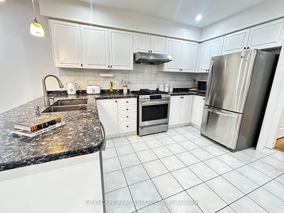569 Claymeadow Ave, Mississauga - Cooksville image-0-4