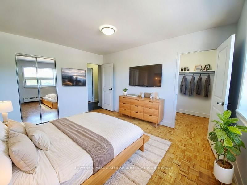 Room2
