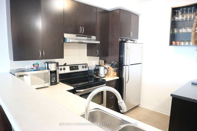 Unit 307 — 3075 Thomas St, Mississauga - Churchill Meadows image-0-2