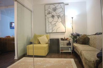 Unit 315 — 3100 keele St, Toronto - Downsview-Roding-CFB image-0-3