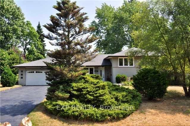 261 Pinehurst Dr, Oakville, L6J 4X2 | Image 2