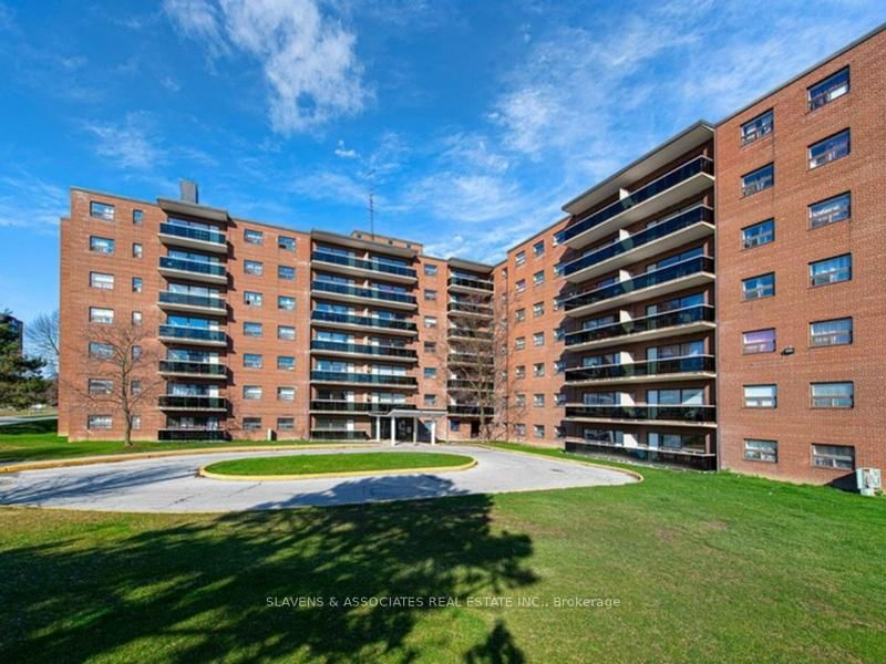 home for lease on 402-10 Garfella Drive