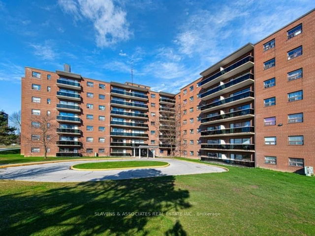 402 - 10 Garfella Drive