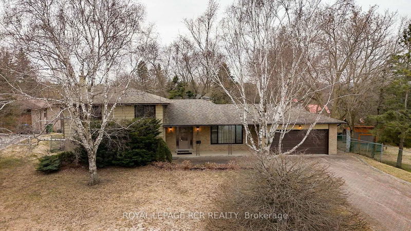home for sale on 8 Westview Crescent