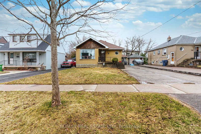 home for sale on 25 Chilcot Avenue