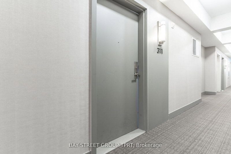 311 - 120 Canon Jackson Dr, Toronto, M6M 0B8 | Image 2