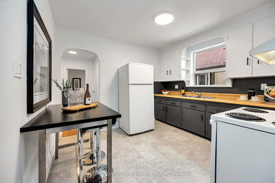 1001 Kipling Ave, Toronto - Islington-City Centre West image-0-2