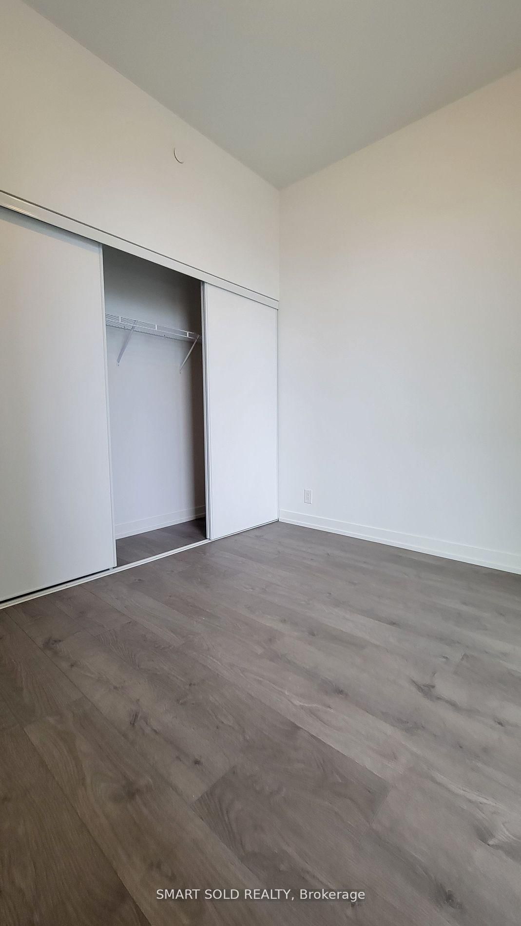 270 Dufferin Street, Unit 502 - Photo 11