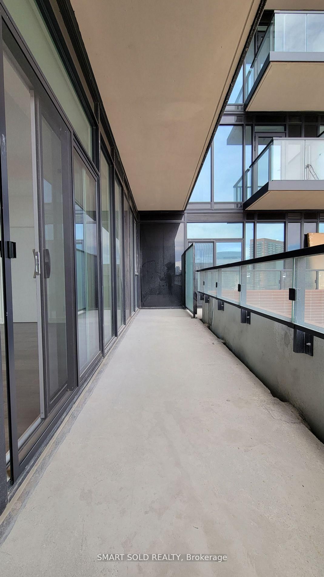 270 Dufferin Street, Unit 502 - Photo 12