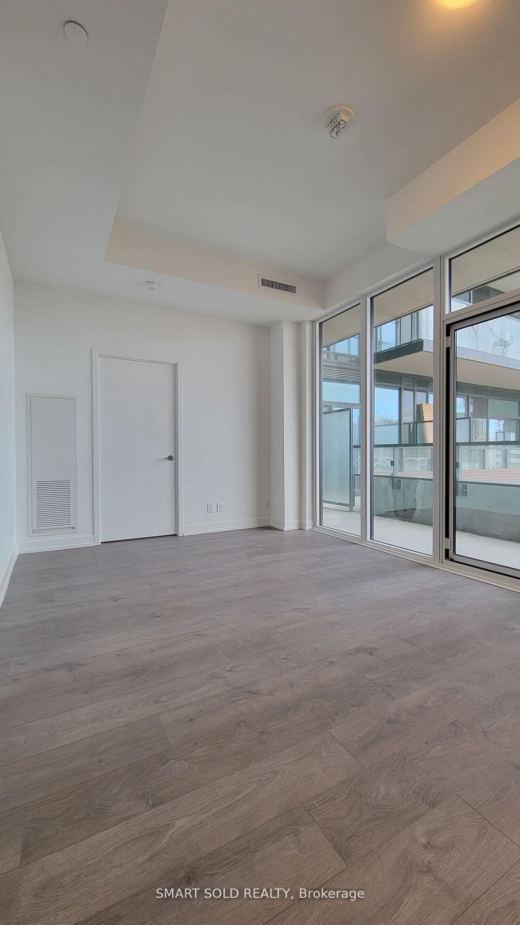 270 Dufferin Street, Unit 502 - Photo 2