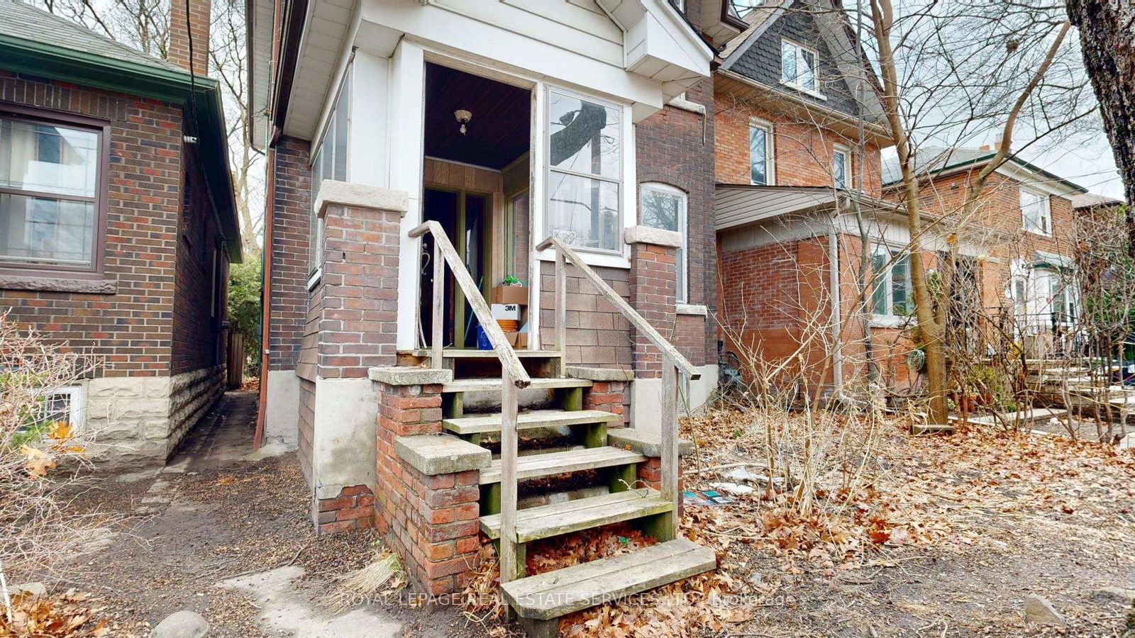 Detached House sold at 629 Durie Street, Toronto, Runnymede-Bloor West Village, M6S 3H2 - MLS: W12055720
