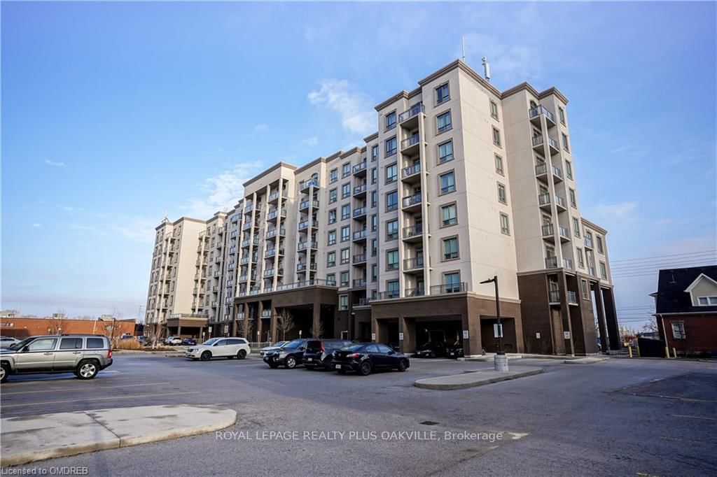 Condo for lease at 804-2486 Old Bronte Road, Oakville, WM Westmount, L6M 0Y4 - MLS: W12056479