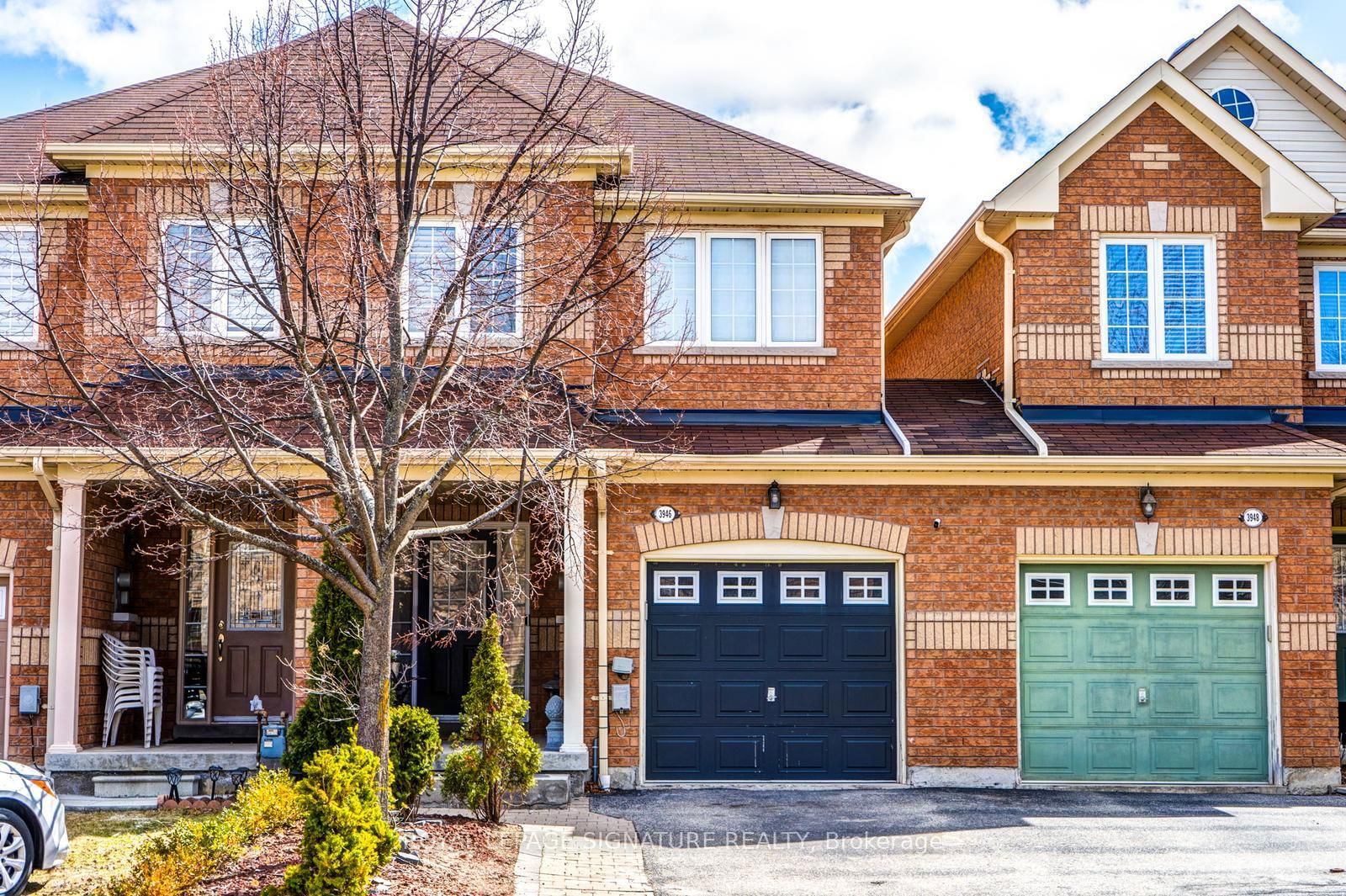 Townhouse sold at 3946 Stardust Drive, Mississauga, Churchill Meadows, L5M 8A6 - MLS: W12056618