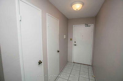 Unit 901 — 1580 MIssissauga Valley Blvd, Mississauga - Mississauga Valleys image-0-2