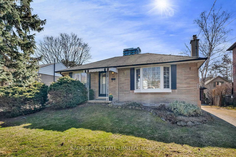 home for sale on 72 Oriole Avenue