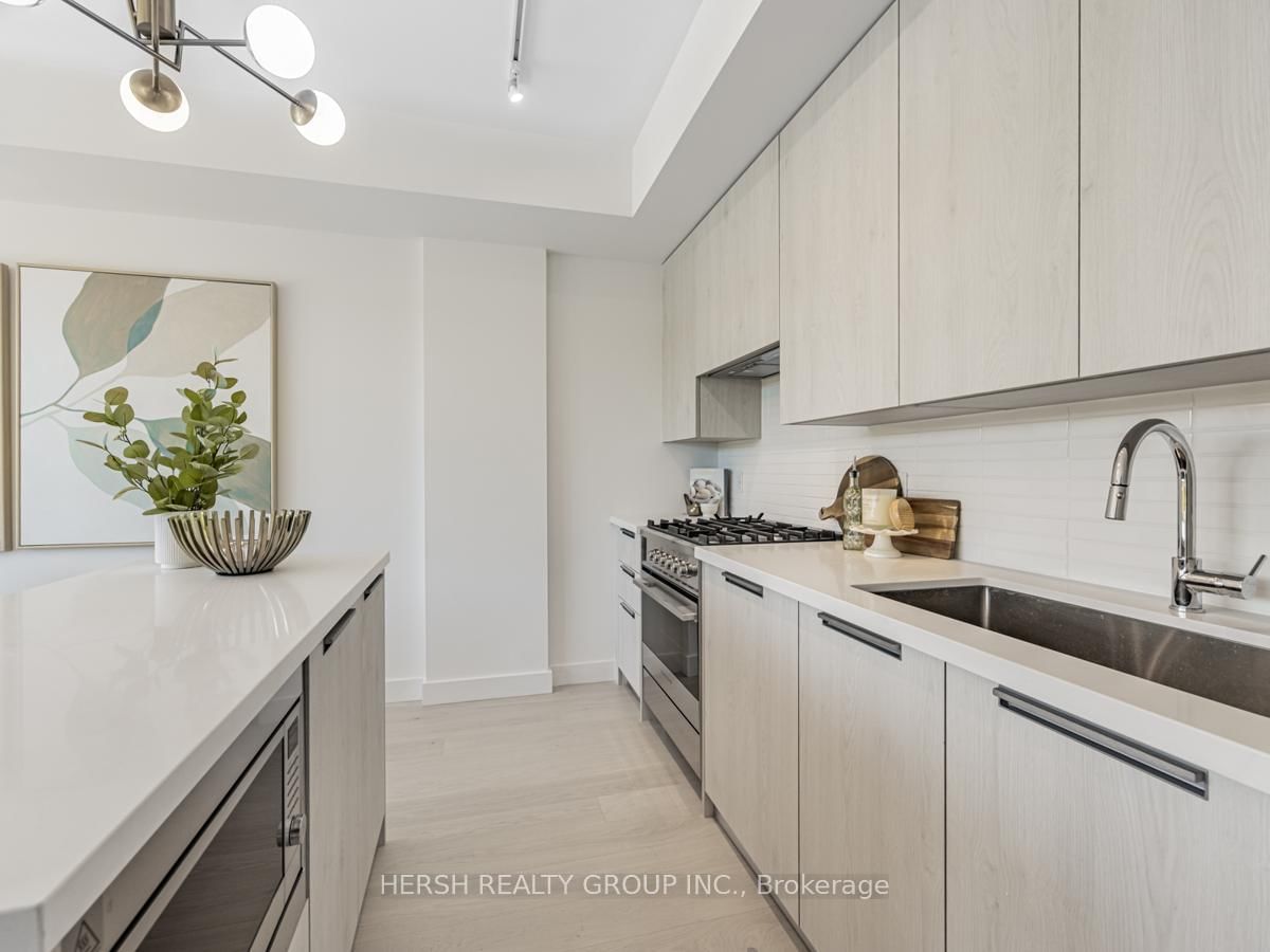 Condo sold at 312-160 Kingsway Crescent, Toronto, Kingsway South, M8X 2S4 - MLS: W12056888