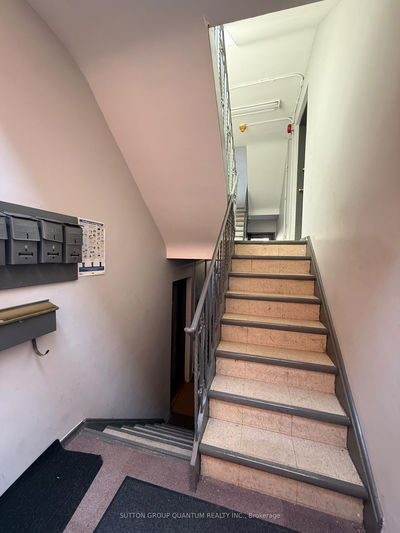 25A Milton St, Toronto - Mimico image-0-4