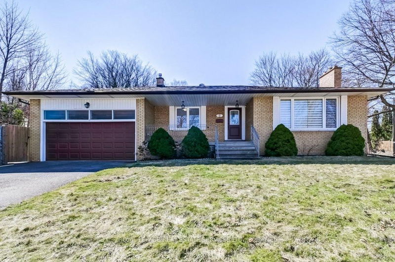 9 Strathdee Dr, Toronto - Willowridge-Martingrove-Richview image-0-0