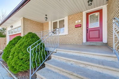 9 Strathdee Dr, Toronto - Willowridge-Martingrove-Richview image-0-4